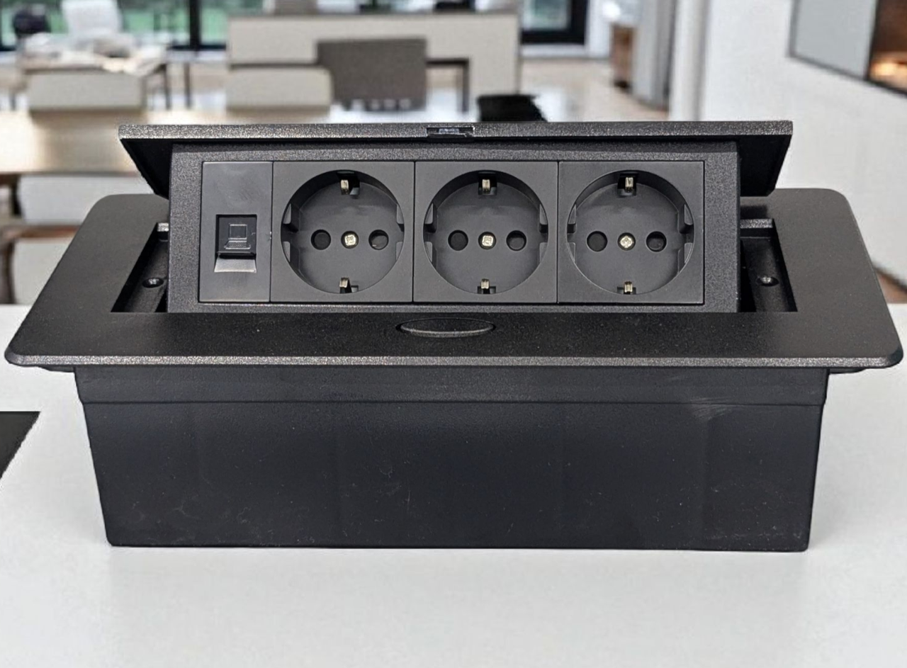 Настольный лючок с тремя розетками и LAN разъемом RJ45 черная модель: 3EUD (7M) Black